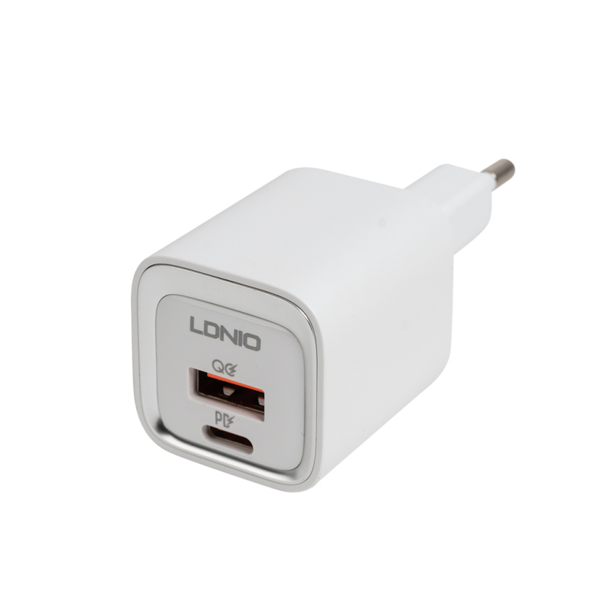 Универсальное зарядное устройство LDNIO A2318M MFI 20W USB-А, USB-C Белый фото 1